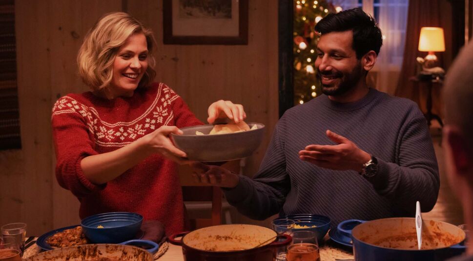 Ida Ursin-Holm und Kanan Gill in Weihnachten mal anders