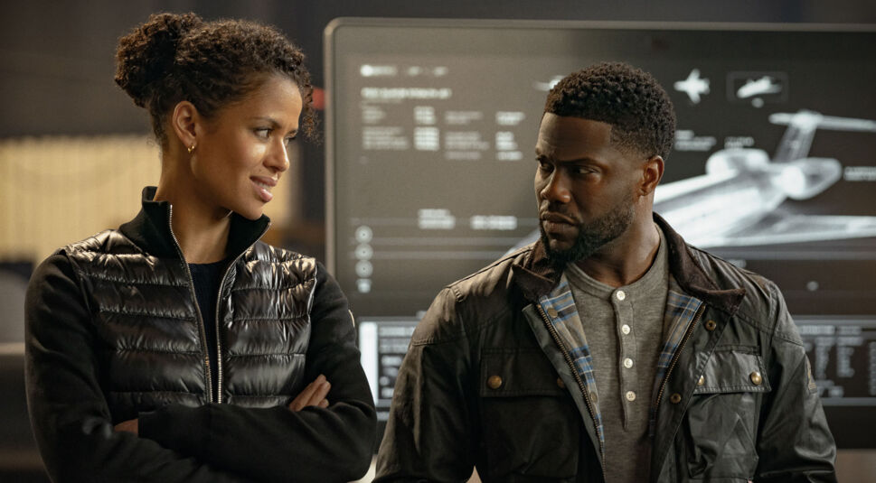 Gugu Mbatha-Raw als Abby and Kevin Hart als Cyrus in Lift.