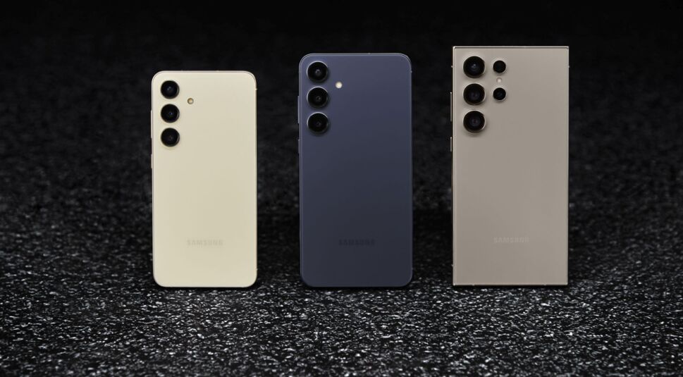 Das Galaxy S24, S24+ und S24 Ultra nebeneinander aufgestellt