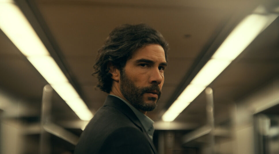 Ezekiel Sims (Tahar Rahim) als Bösewicht in Madame Web