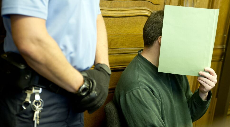 Der "Koma-Killer" Dirk P. bei seiner Gerichtsverhandlung 2013