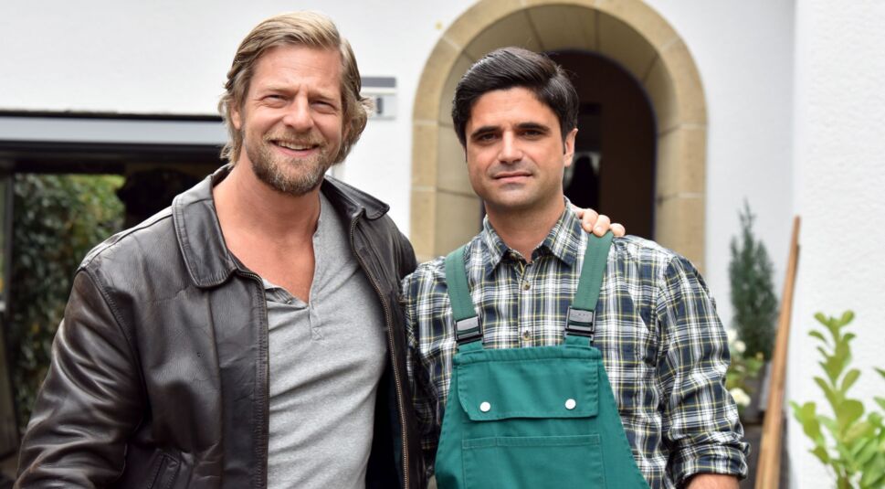 Schauspieler Henning Baum und Maximilian Grill am Set von "Der letzte Bulle"-Kinofilm