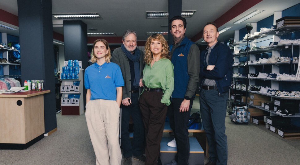 Cast von Perfekt verpasst