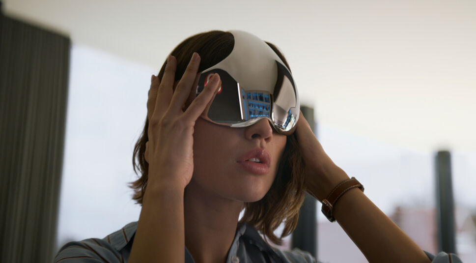 Auggie Salazar trägt die VR Brille