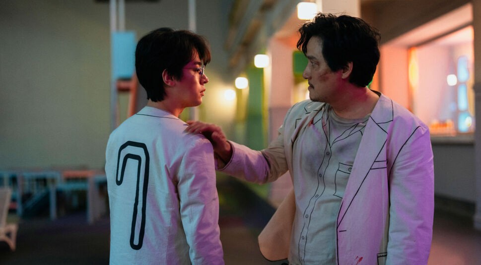 Park Jeon-min und Park Hae-joon in The 8 Show