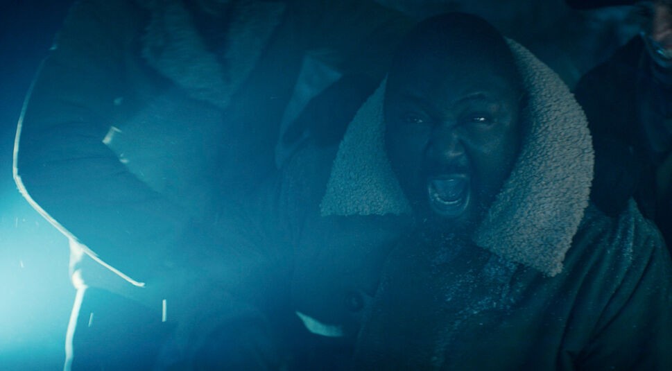  Jepperd – der Mentor, den Gus „Big Man“ nennt, wird von Nonso Anozie gespielt.