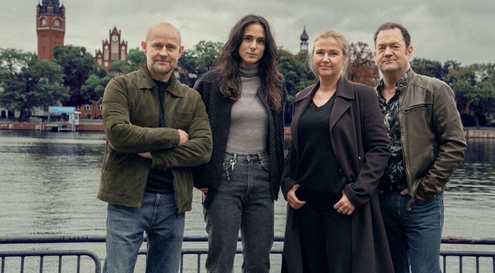 Jürgen Vogel, Aybi Era, Katharina Böhm und Jürgen Tonkel beim Dreh von "Jenseits der Spree"