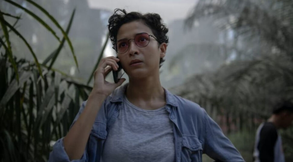 Putri Marino in Borderless Fog