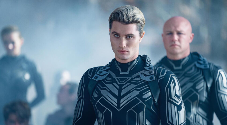 Chase Stokes in Ugly - Verlier nicht dein Gesicht