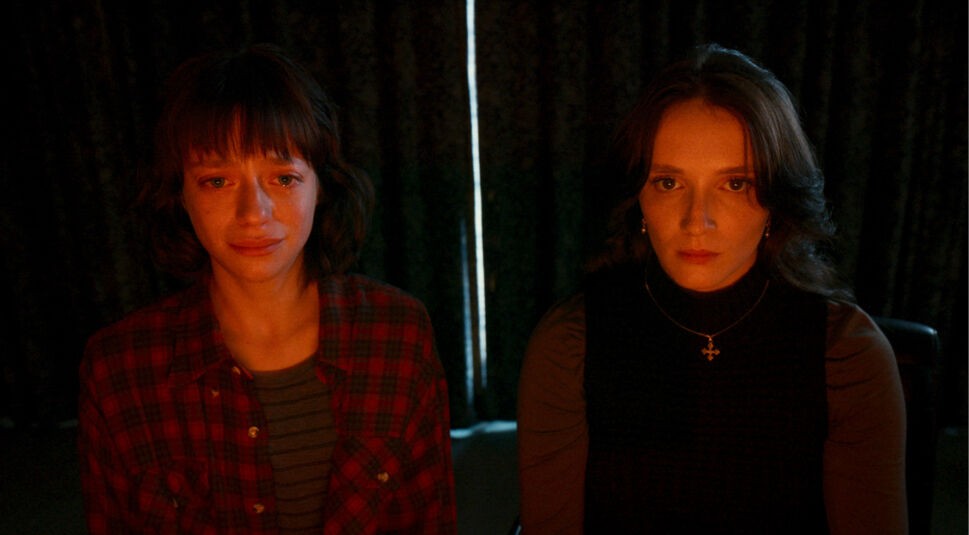 Juliette Gariepy und Laurie Babin in Red Rooms - Zeugin des Bösen