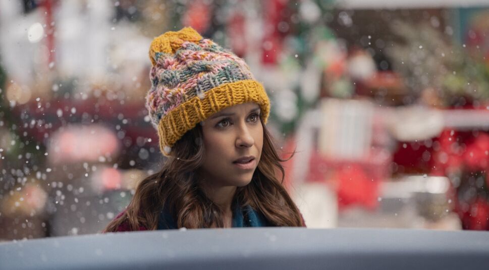 Lacey Chabert in Hot Frosty