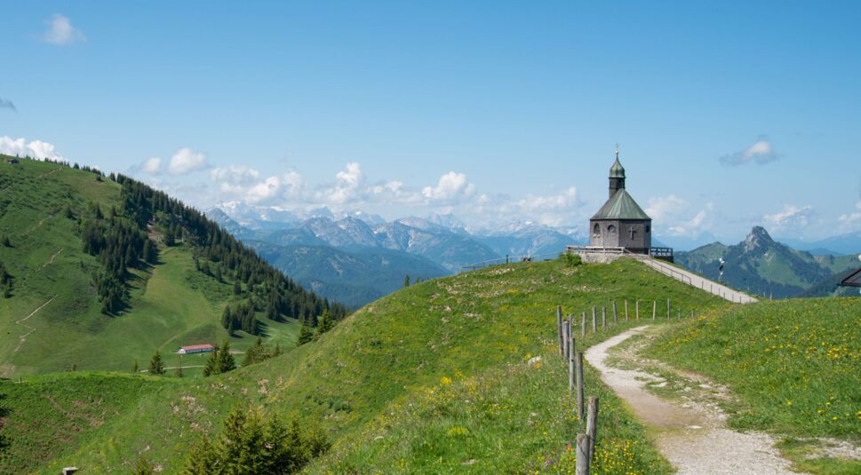 Die Kapelle Heilig Kreuz auf dem Wallberg.