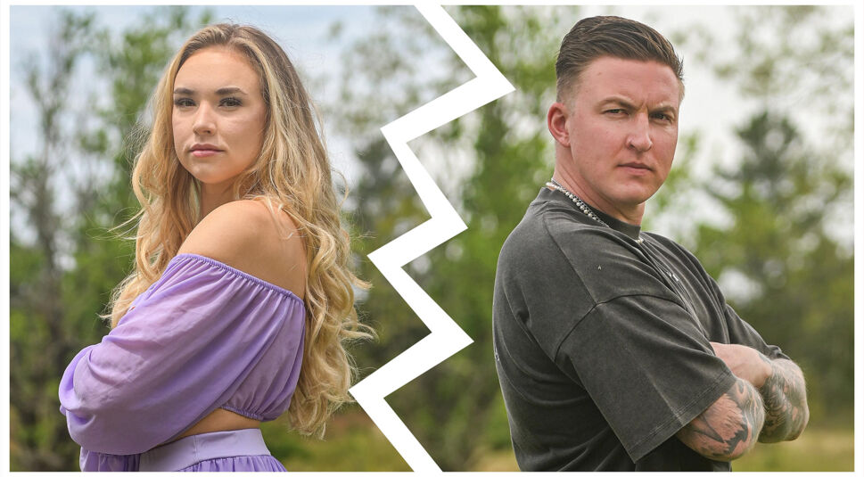 Auf dem Bild in dem Artikel zu den Prominent getrennt Staffel 4 Paaren sind Laura und Jonny zu sehen, getrennt durch eine gezackte Linie. Laura trägt ein schulterfreies lila Kleid, hat blondes, welliges Haar und schaut mit ernstem Blick in die Kamera. Jonny steht ihr gegenüber in einem dunklen T-Shirt, zeigt seine tätowierten Arme und blickt entschlossen. Beide posieren mit verschränkten Armen vor einem natürlichen Hintergrund.