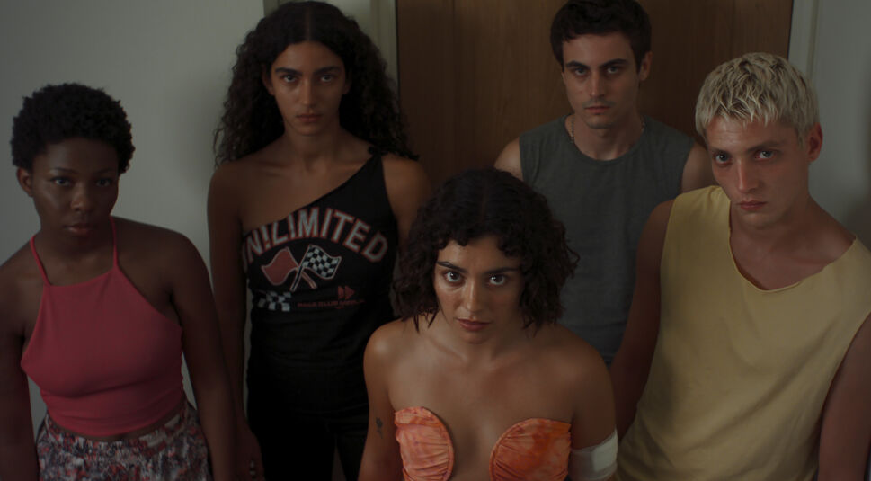 Carla Diaz in Delicious