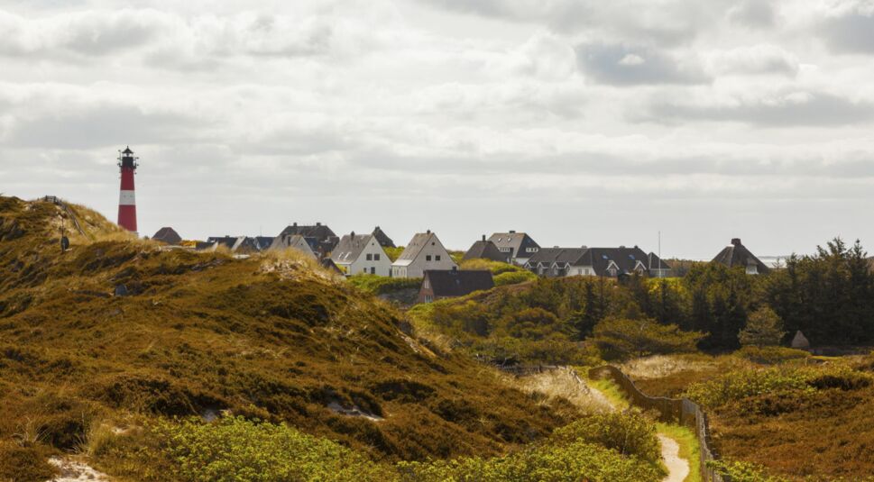 Blick auf den Leuchtturm der Gemeinde Hörnum auf Sylt
