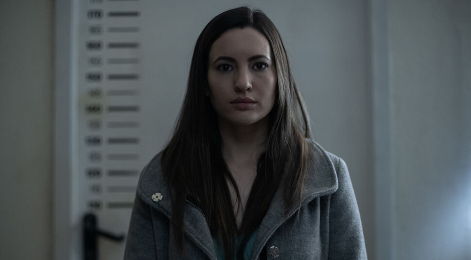 Schauspielerin Ivana Baquero als Maje im Netflix-Film "Die schwarze Witwe"