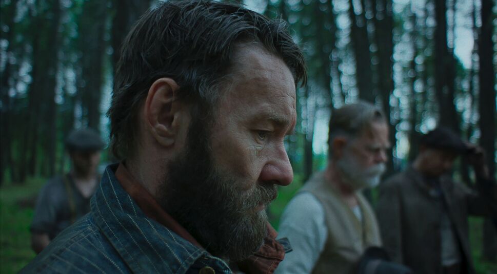 Joel Edgerton als Robert Grainier in "Train Dreams".