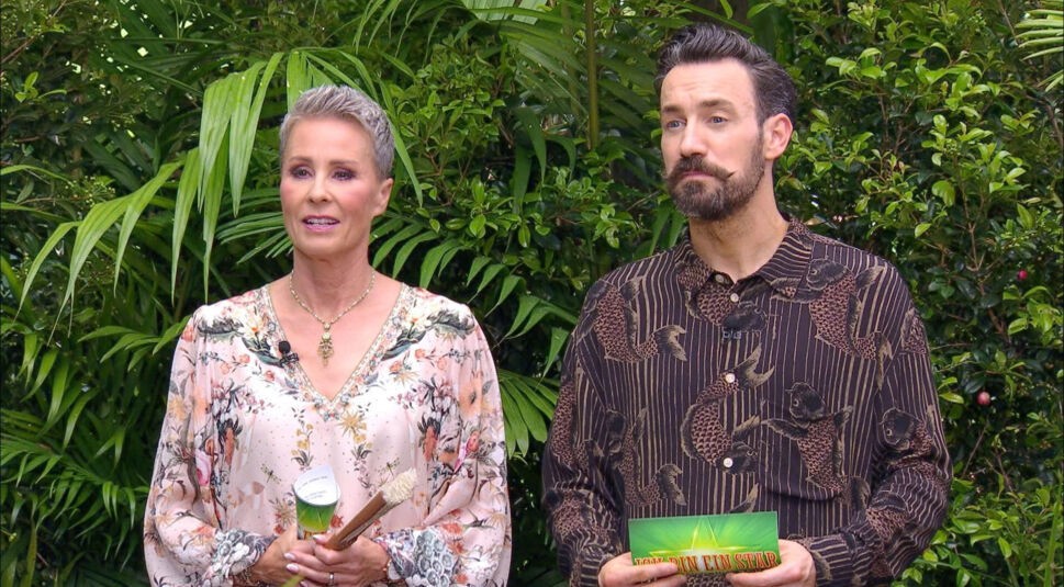 Auf dem Bild in dem Artikel zum Dschungelcamp 2026 sind Sonja und Jan an Tag 3 zu sehen.