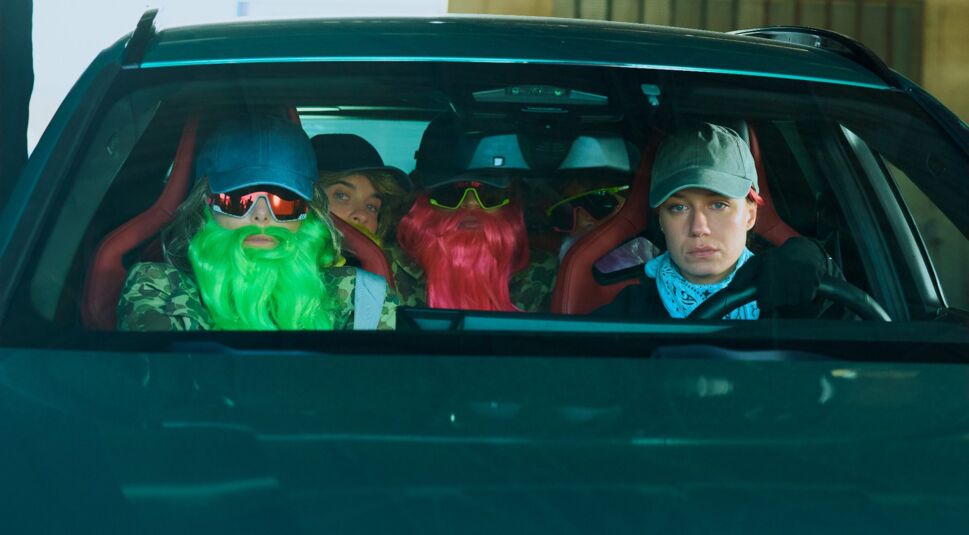 Rebecca Marder in der Netflix-Serie Die Löwinnen