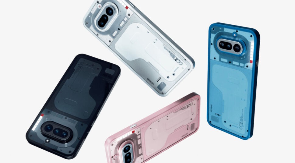 Zu sehen ist das Nothing Phone (4a) in allen vier Farbausführungen.