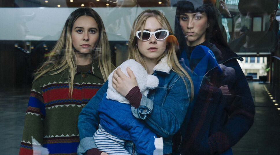 Paula Isero, Clara Galle und Claudia Salas in Jene Nacht