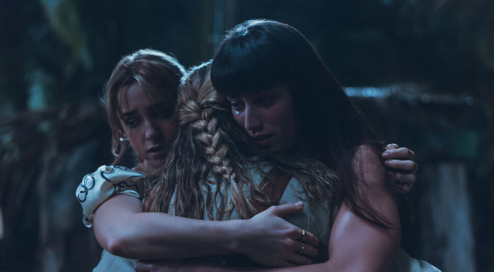 Paula Isero, Clara Galle und Claudia Salas in Jene Nacht