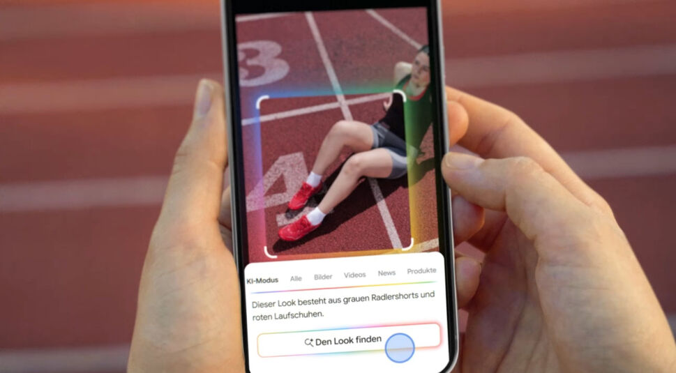 Auf diesem Bild zu den neuen Vodafone-Spots zu "Search like a Champion" ist ein Handy-Display zu sehen. Darauf wird mit der Google-Funktion "Circle to Search" gearbeitet und Schuhe werden eingekreist. Weiter unten steht der Button "Den Look finden". Das Ganze zeigt, wie einfach es mit der Funktion ist, Dinge im Netz zu finden. 