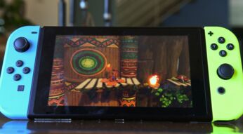 Die Nintendo Switch im Handheld-Modus.