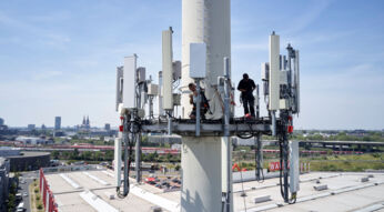 Vodafone-Techniker realisierten LTE-Bauprojekt. Netbeats berichtet darueber.