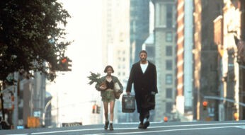 Léon und Mathilda wandern in "Léon - Der Profi" durch die Straßen von New York. Bild: Studiocanal
