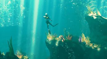 Der Spieler wird in Subnautica: Below Zero von einem Kracherfisch attackiert