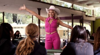 Margot Robbie als Barbie im Film Barbie von Greta Gerwig
