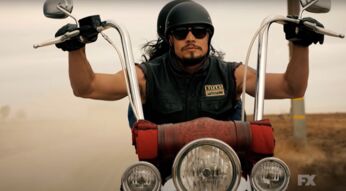 Szene aus Mayans MC Staffel 3