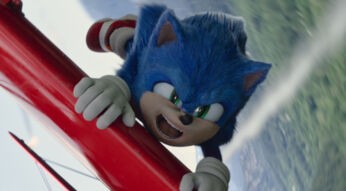 Sonic hängend vom Flieger Header