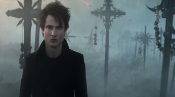Tom Sturridge als Dream/Morpheus in der Netflix-Serie "Sandman".