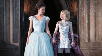 Zwei zauberhafte Mädchen