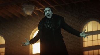 Dracula (Nicolas Cage) schwebt in der Luft