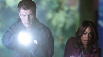 Zwei Polizisten auf nächtlicher Streife