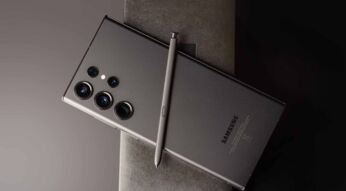 Die Rückseite des Samsung Galaxy S23 Ultra in schwarz