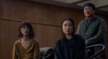 Eiza González, Jess Hong und Benedict Wong in "3 Body Problem"