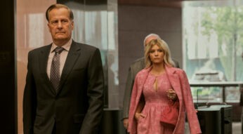Jeff Daniels und Sarah Jones in Ein ganzer Kerl bei Netflix