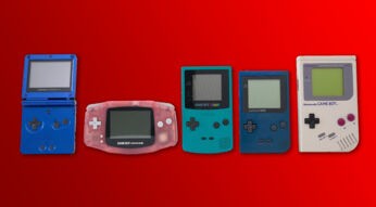 GBA Advance SP, GBA, Game Boy Color, Game Boy pocket und Game Boy vor rotem Hintergrund