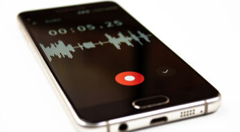 Eine Aufnahmeapp auf einem Android-Smartphone