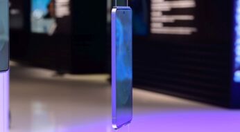 Das Galaxy S25 Edge ist auf der MWC 2025 ausgestellt.