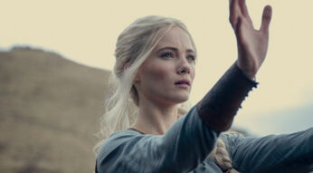 Eine Nahaufnahme von Freya Allan in ihrer Rolle als Ciri in "The Witcher".