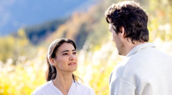 Bianca Marino (Rosetta Pedone) und Julian Gerlach (Alexander Milo) in einer Szene von "Die Landarztpraxis".