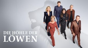Janna Ensthaler, Carsten Maschmeyer, Dagmar Wöhrl, Judith Williams, Frank Thelen und Ralf Dümmel posieren für "Die Höhle der Löwen".