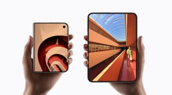 Das iPhone Duo von vorne und hinten vor weißem Hintergrund