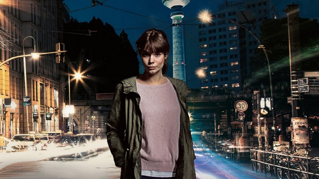 Laia Costa in Victoria