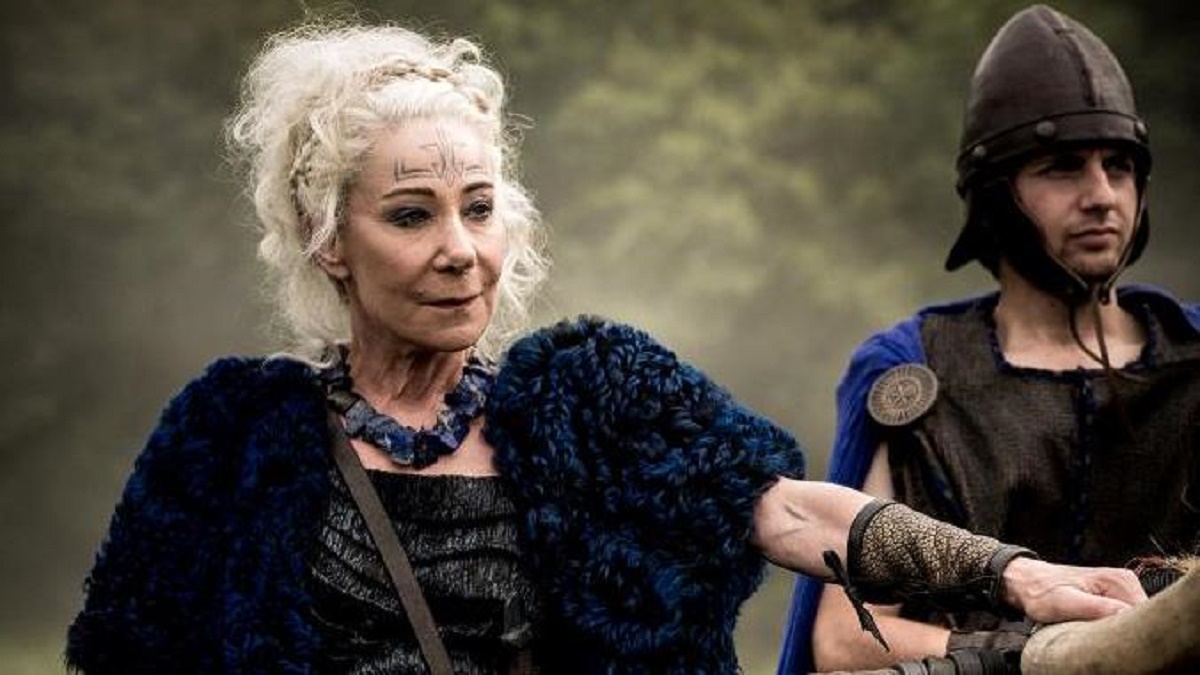 Zoe Wanamaker in Britannia Staffel 1